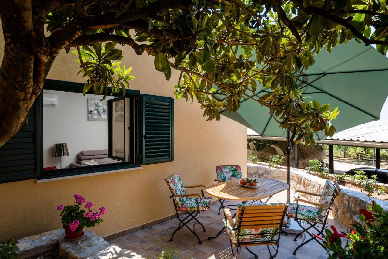 Apartment Pod Nespolom Trsteno Exterior foto